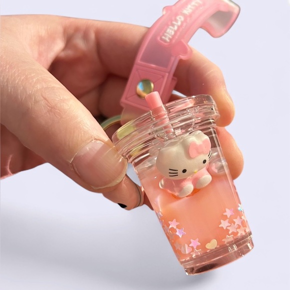 Sanrio Hello Kitty Fashionable Travel Duffle Bag - NEW - Picture 7 of 8